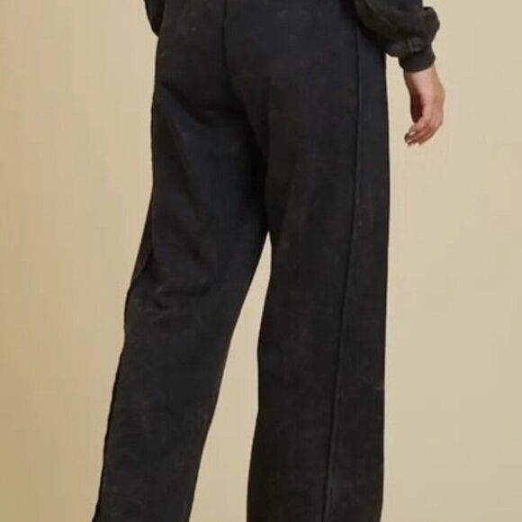 Washed Sweatshirt and Banded Pant Set - Picture 4 of 4